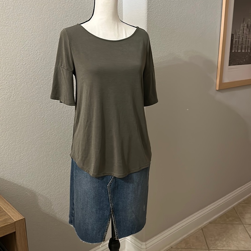 Loft-Flutter Sleeve Mixed Media Top NWOT
